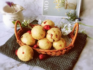 18、红枣红糖馒头,成品香甜绵软  早餐食用