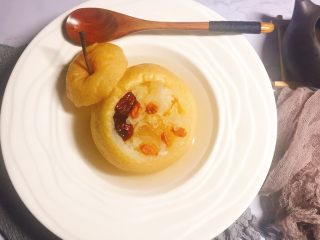 12、#懒人料理#冰糖雪梨炖雪耳枣,希望这款雪梨炖雪耳枣的料理能帮助最近频繁咳嗽喉咙痛的宝贝!