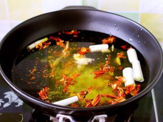 10、盐焗鸡,所有的食材都放入搅拌均匀后