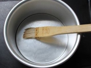 4、蔓越莓发糕,活底蛋糕模刷层油