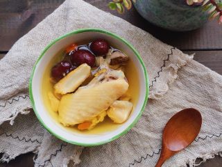 12、红枣西洋参鸡汤,成品。