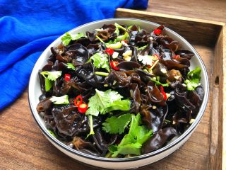 20、凉拌木耳,再来一张