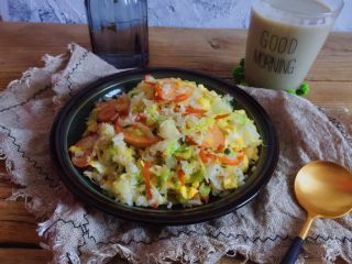 11、玉米肠蛋炒饭,成品。