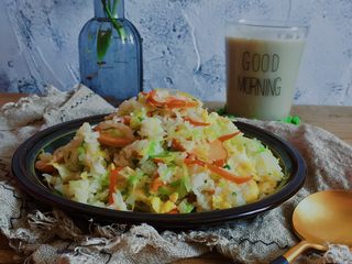 12、玉米肠蛋炒饭,成品。