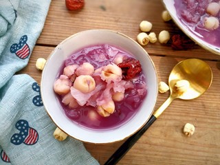 12、紫薯银耳莲子羹,盛一碗开吃咯！