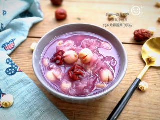 14、紫薯银耳莲子羹,适合秋日午后哦！