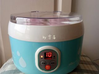 10、自制老酸奶,接通电源；