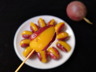 19、百变水果 百香果味糯米酿红枣,赶紧来一颗。