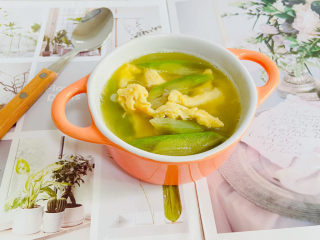 18、丝瓜蛋汤,丝瓜蛋汤清热凉血、养心宁神、清热通络、减肥适用