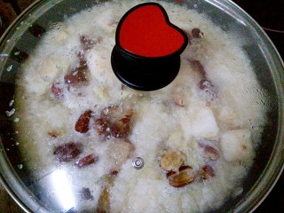 14、秋梨膏,大火煮开，转中小火40分钟