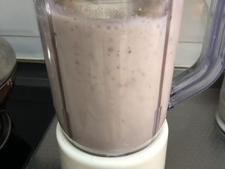 8、凉薯花生露,启动，多搅打一会儿，尽量打的细腻些