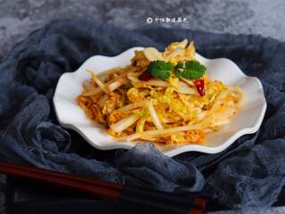 11、凉拌娃娃菜,清热润肺、健脾消食的清凉小菜。