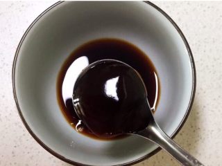 13、酸辣鸡胗,加入蚝油