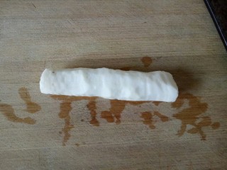 6、红枣黑米粥,山药一段，去皮