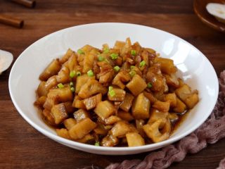 12、糖醋藕丁,酸酸的脆脆的藕丁好了