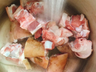 5、海带冬瓜汤,冲洗干净