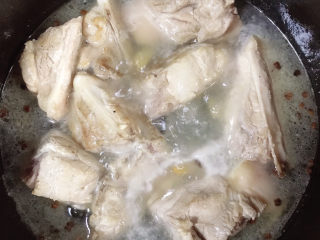 8、排骨焖冬瓜,大火烧开