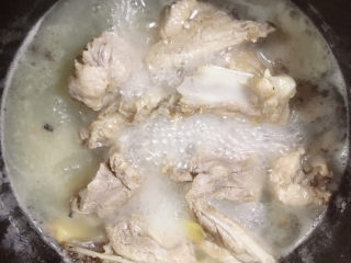 10、排骨焖冬瓜,焖40分钟