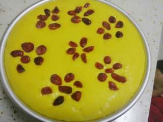 3、南瓜发糕,这是放的蔓越梅～