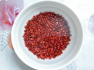 7、烧仙草红豆奶茶,红豆提前浸泡一个晚上！