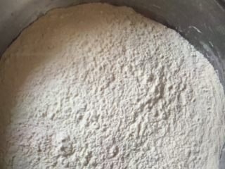 3、红枣红糖 馒头 ,放酵母