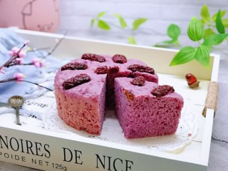 11、好吃不上火～红枣紫薯发糕,蒸出来的发糕更健康，且不易上火！