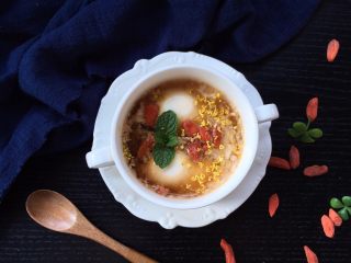 13、黑糖黄酒炖鸡蛋,趁热吃才最好