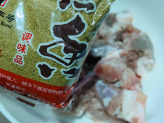 6、糖醋菠萝排骨,加十三香；