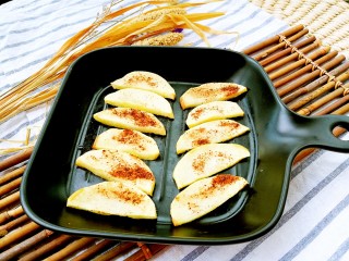 8、冬季益阳早餐 肉桂苹果,摆盘