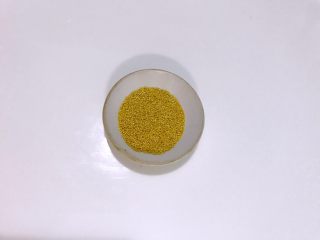 2、豆浆超级好喝的配方，根本停不下来,准备好小米。