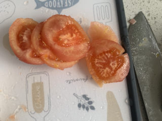 9、不一样的三明治,切成片