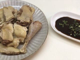 22、一锅两吃-白斩老鸡,装盘