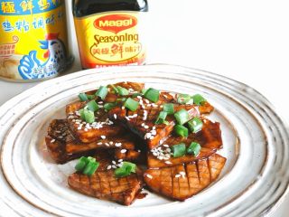 13、酱汁杏鲍菇,超有食欲吧～很好吃哦！