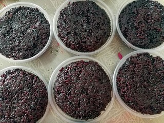 17、八宝饭,这是墨江紫米做的，方法一样