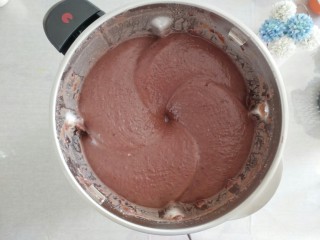 6、霜降节气美食―南瓜豆沙如意卷(附超级简单制作红豆沙方子),加适量水打成红豆糊