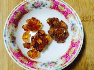 1、红枣桃胶桂圆汤～养生壶版,准备桃胶