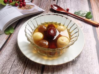 11、桂圆鹌鹑蛋红枣糖水,完成。