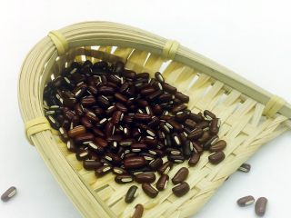 1、暖心暖胃 赤小豆莲子粥,赤小豆