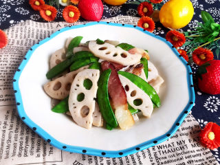 14、莲藕炒肉片,莲藕炒肉片出锅了~