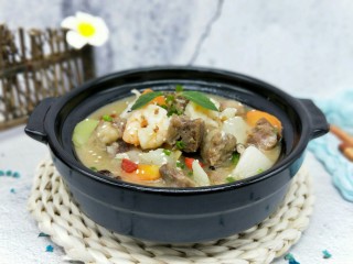 17、做年货+养生-增强免疫力的牛肉萝卜煲,近看,冬日进补佳品。