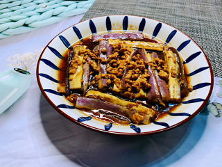 15、肉末蒸茄子,肉沫蒸茄子，完成