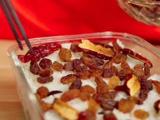 12、少奶奶最爱吃的甑（jing）糕-补血圣品,撒上红枣