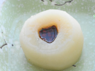 5、【药膳-失眠】酸枣仁改善失眠，个小，功效大,滋养阴液，养心安神。还适用于阴虚证。