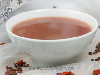 9、【药膳-失眠】酸枣仁改善失眠，个小，功效大,每日1次。适用于心神不安证。