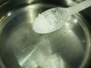 8、蒜蓉空心菜,加少许盐