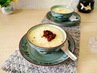 12、招待大姨妈的秋季保健粥,吃的时候加入红糖，这碗粥会让大姨妈舒舒服服的度过做客期间。