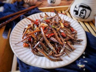 13、十味 香辣小鱼干,成品。