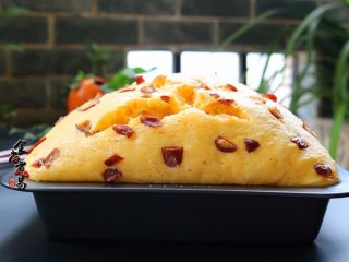 14、蓬松柔软马拉糕,金灿灿柔软蓬松的马拉糕像座金山有没有