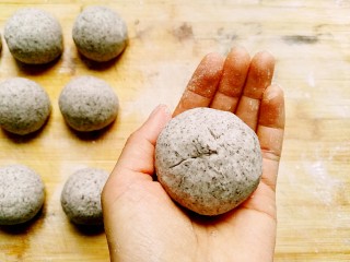 13、杂粮豆沙包,收口