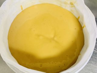 11、红糖马拉糕,面糊变高一点就是就可以正了不要发酵过度。